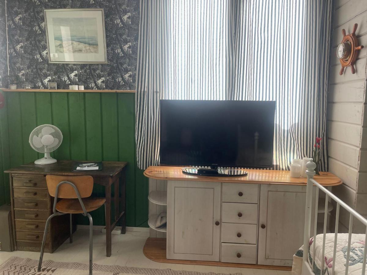 Koulumaeki Hostel Karkola Luaran gambar