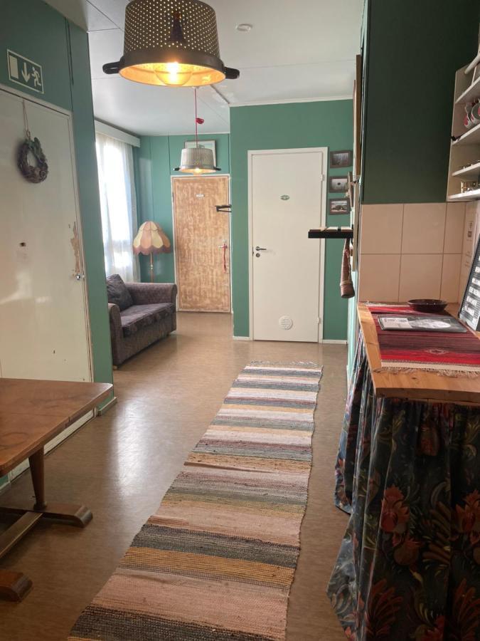 Koulumaeki Hostel Karkola Luaran gambar