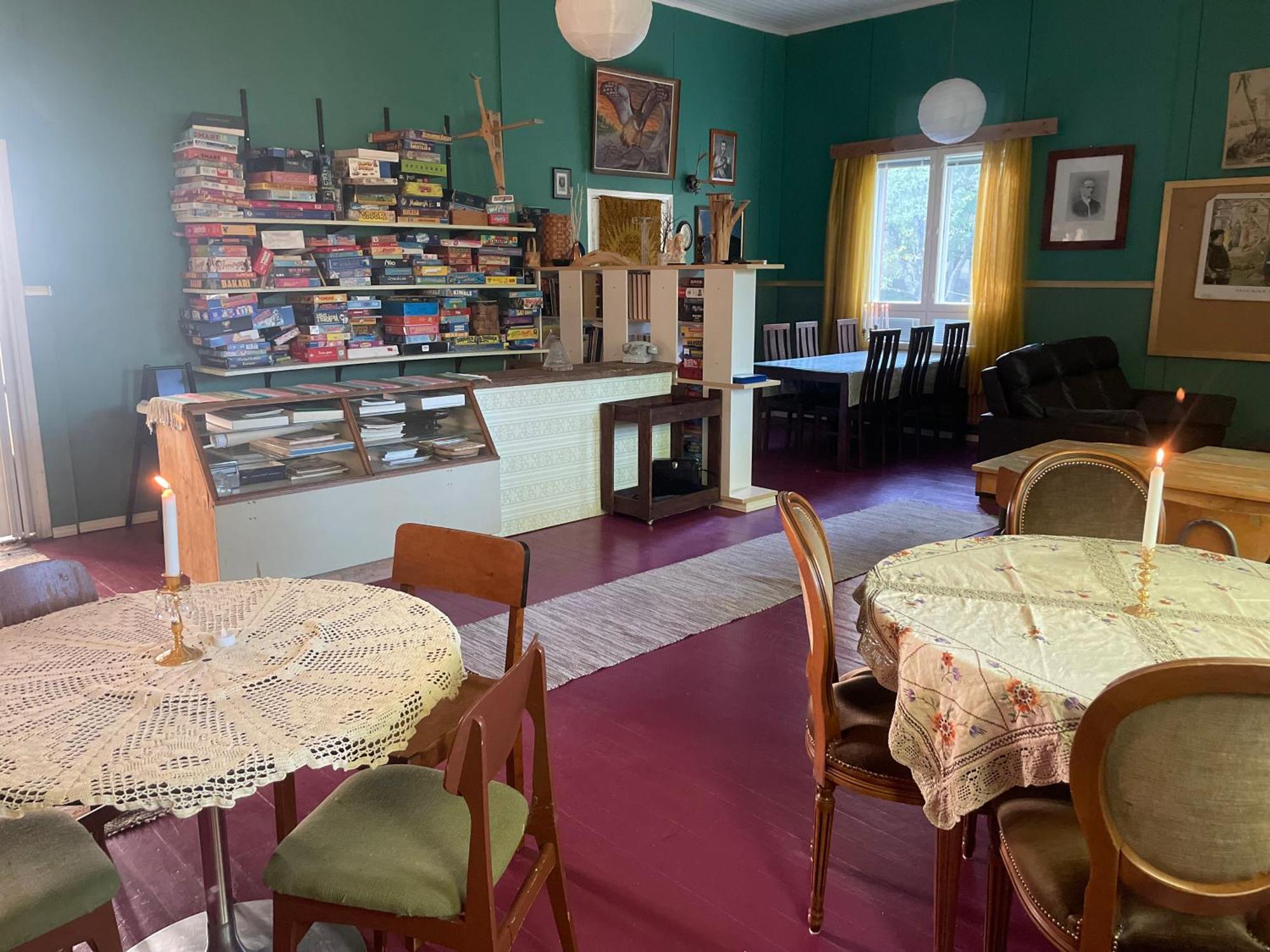 Koulumaeki Hostel Karkola Luaran gambar
